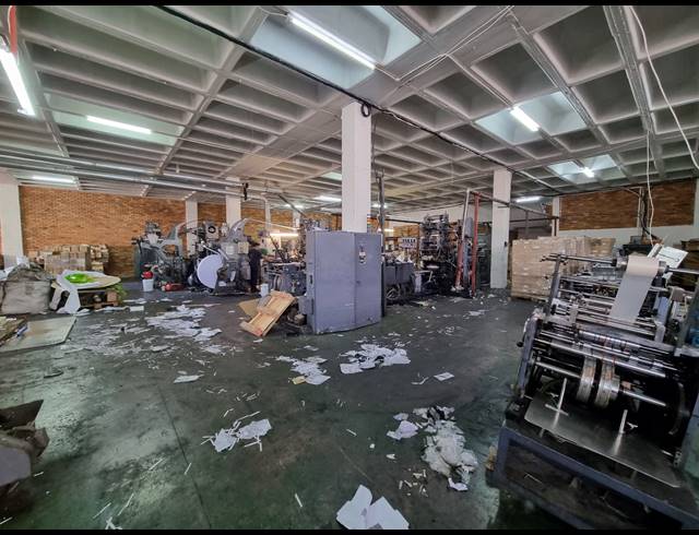 2,310M² FACTORY FOR SALE IN OPHIRTON
